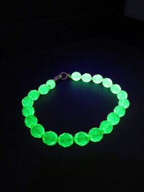 Handknotted UG firepolish bead bracelet